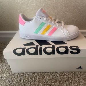 Adidas Grand Court 2.0 Lifestyle Tennis Sneaker - Kids'    Size 3